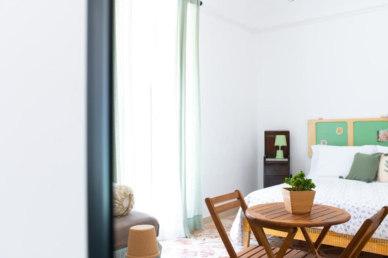 ノート A Calata Bed & Breakfast エクステリア 写真